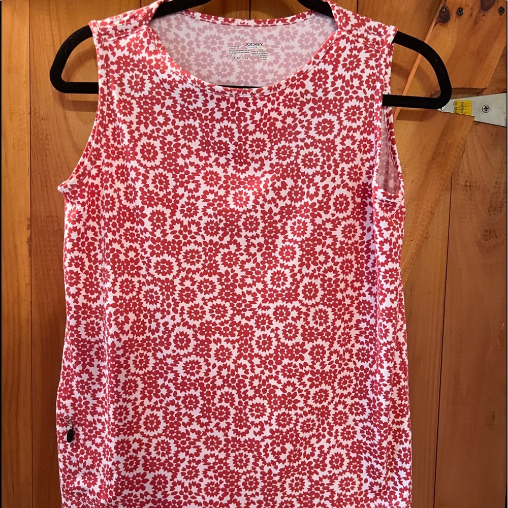Jockey Person to Person sleeveless stretchy print size M top with zipped pocket